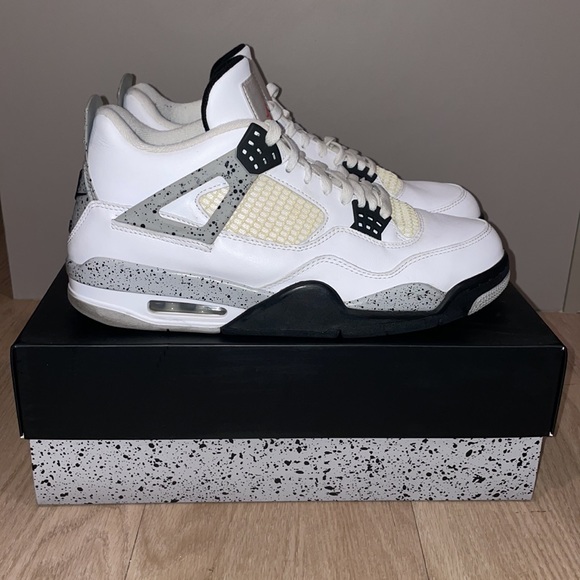 Air Jordan 4 Retro OG - Picture 5 of 15